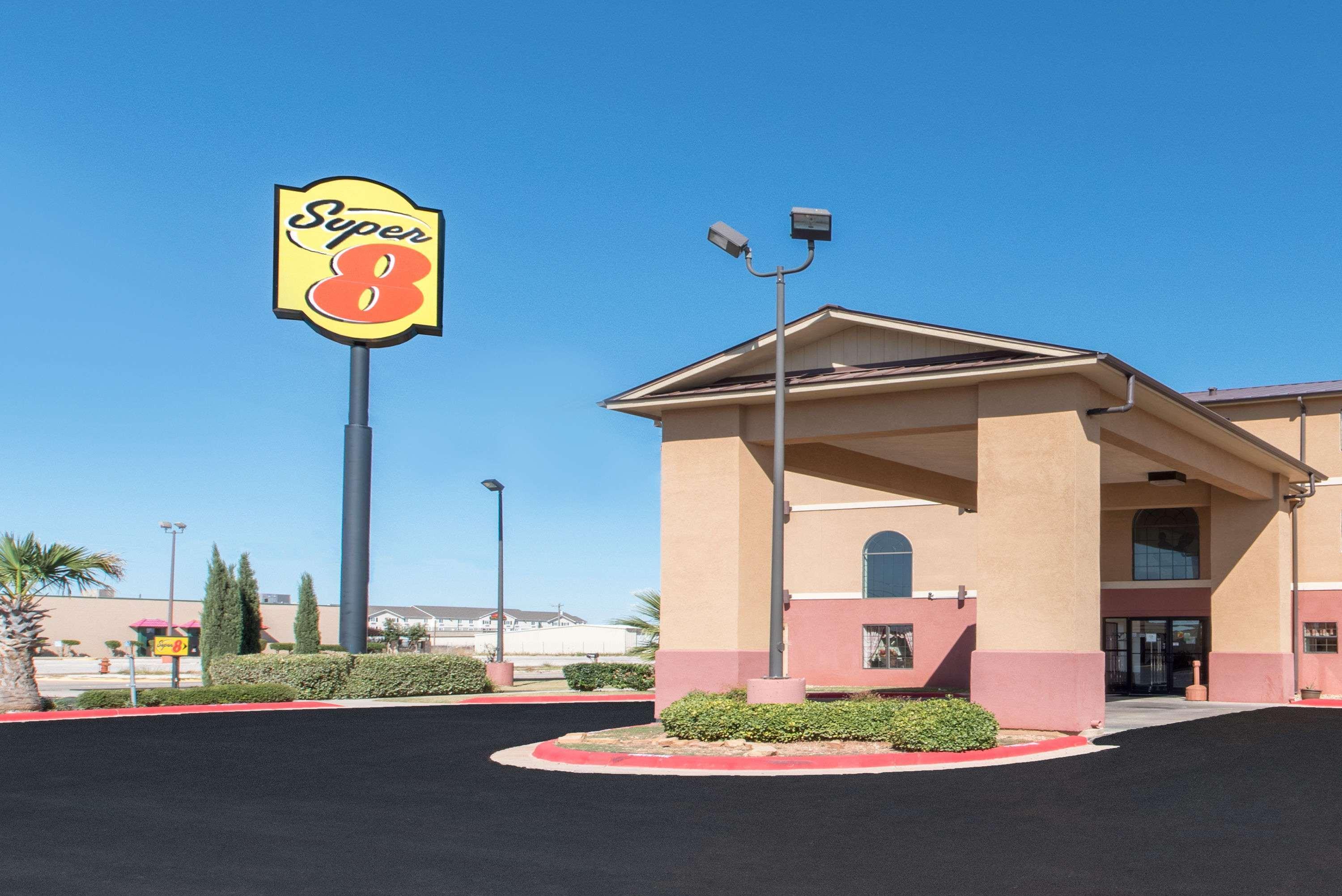 Hotel Super 8 By Wyndham Abilene South Exterior foto